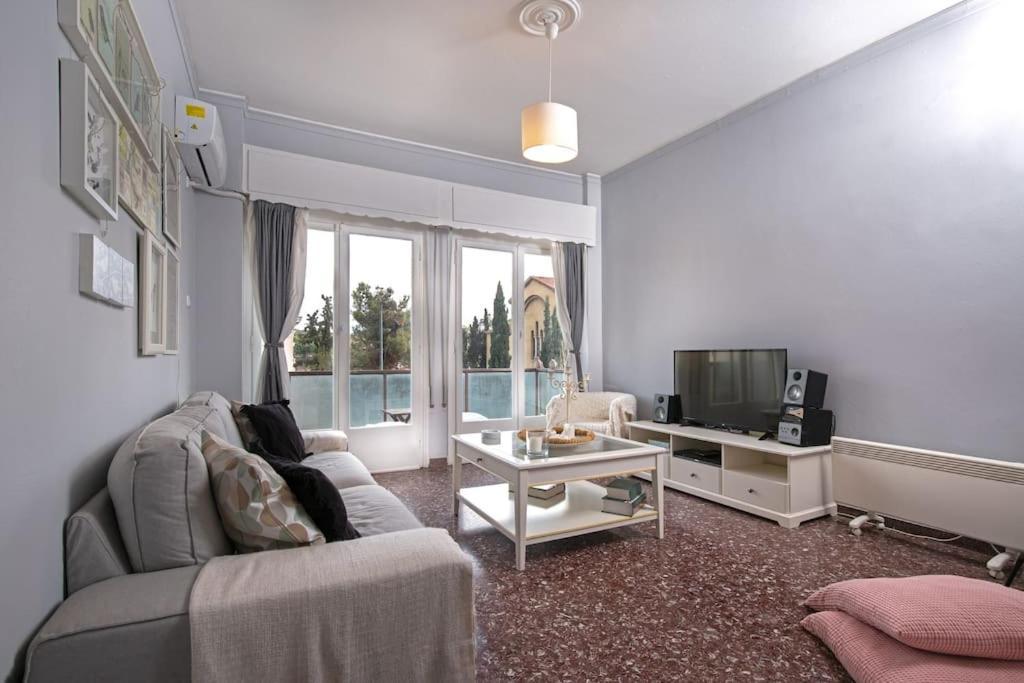 Cosy Apartment With Acropolis View Athens Exterior photo